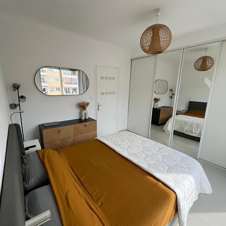 Appartement Vue Mer - Promenade Des Anglais Ницца